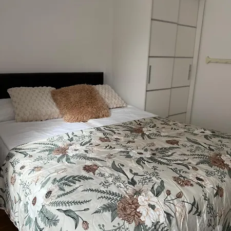 Ania, Nr 6 *